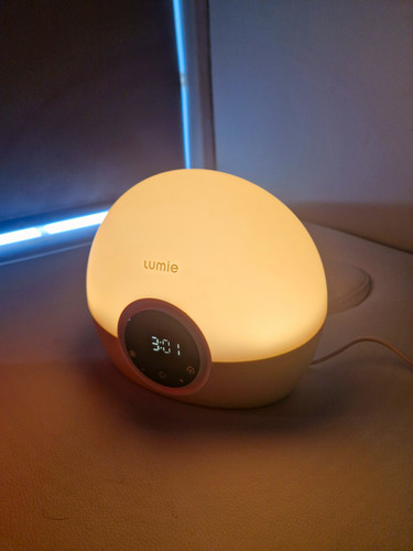 Lumie wake light sunrise - up,